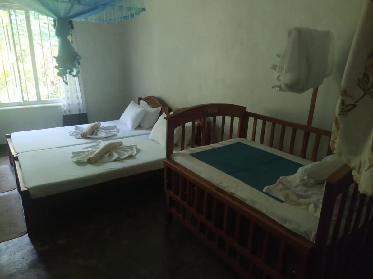 Weeragiri Home Stay Мірісса Екстер'єр фото